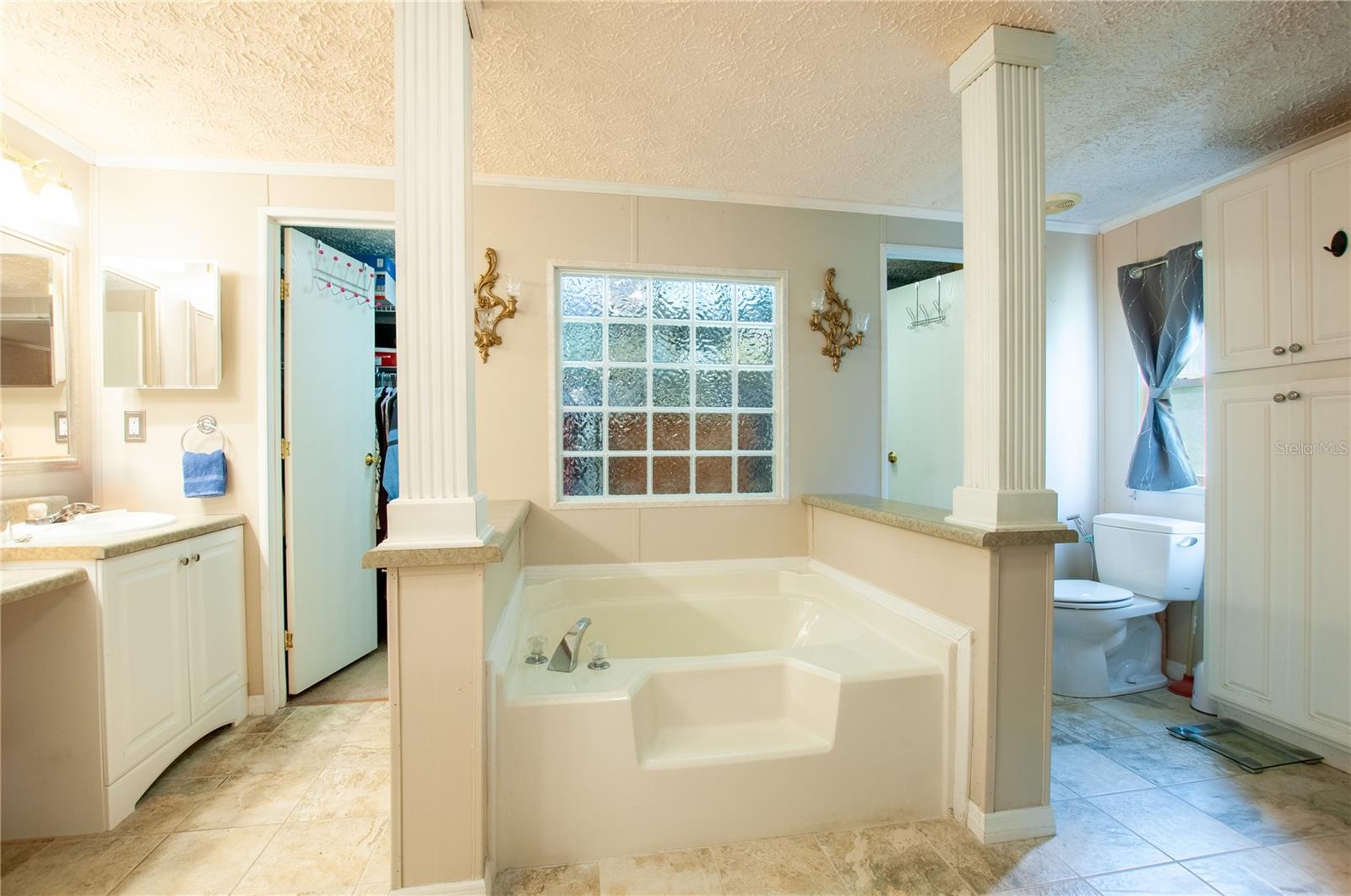 2348 NW HOWARD AVE, ARCADIA, FL, 34266