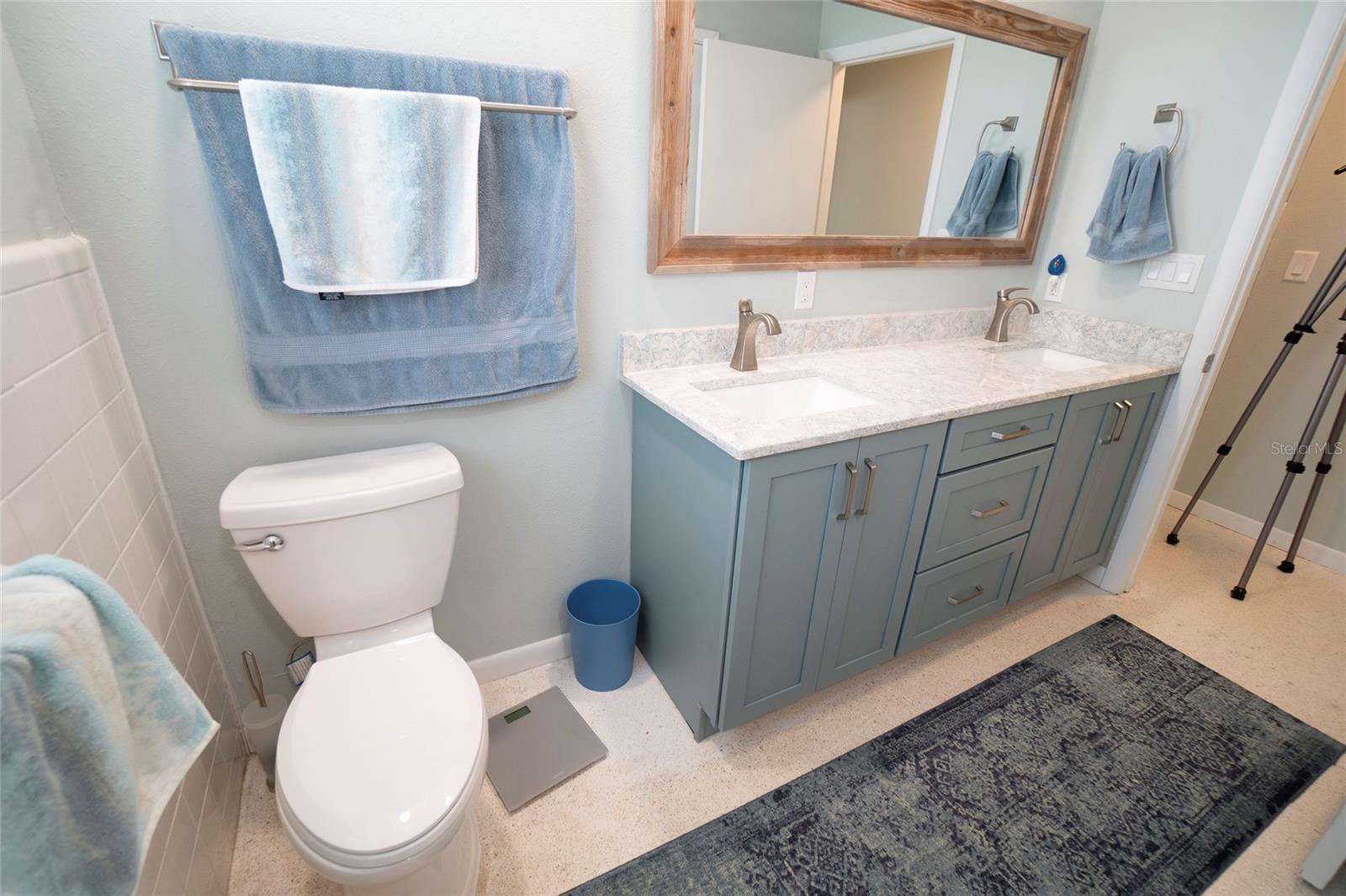 1025 FALCON RD, VENICE, FL, 34293