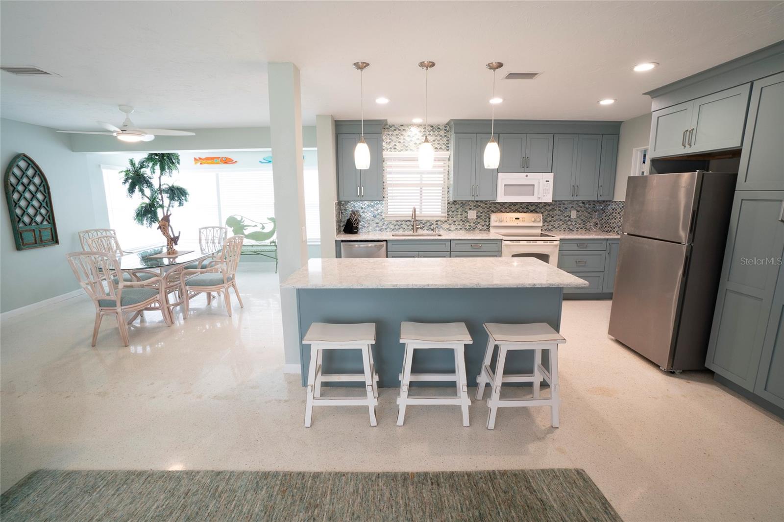 1025 FALCON RD, VENICE, FL, 34293