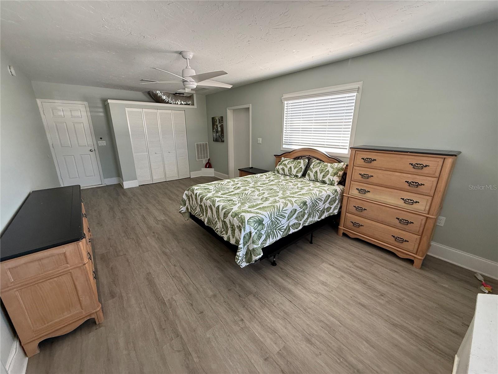 1025 FALCON RD, VENICE, FL, 34293