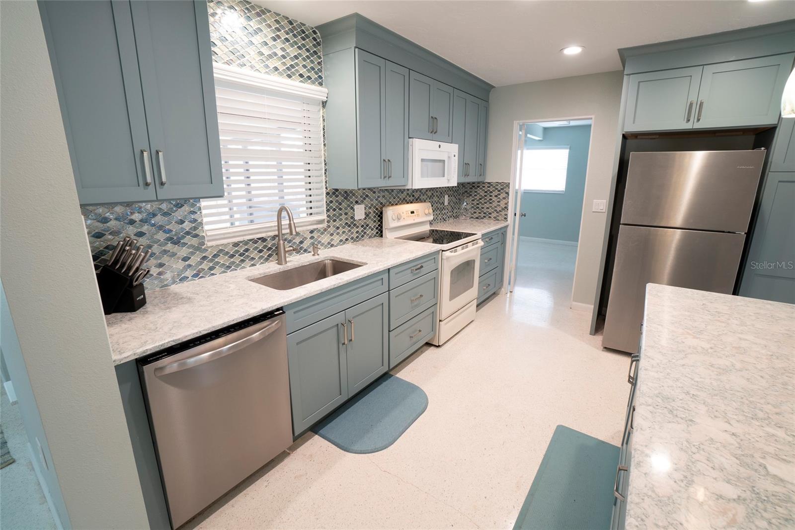 1025 FALCON RD, VENICE, FL, 34293
