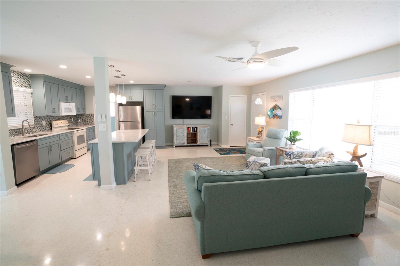 1025 FALCON RD, VENICE, FL, 34293