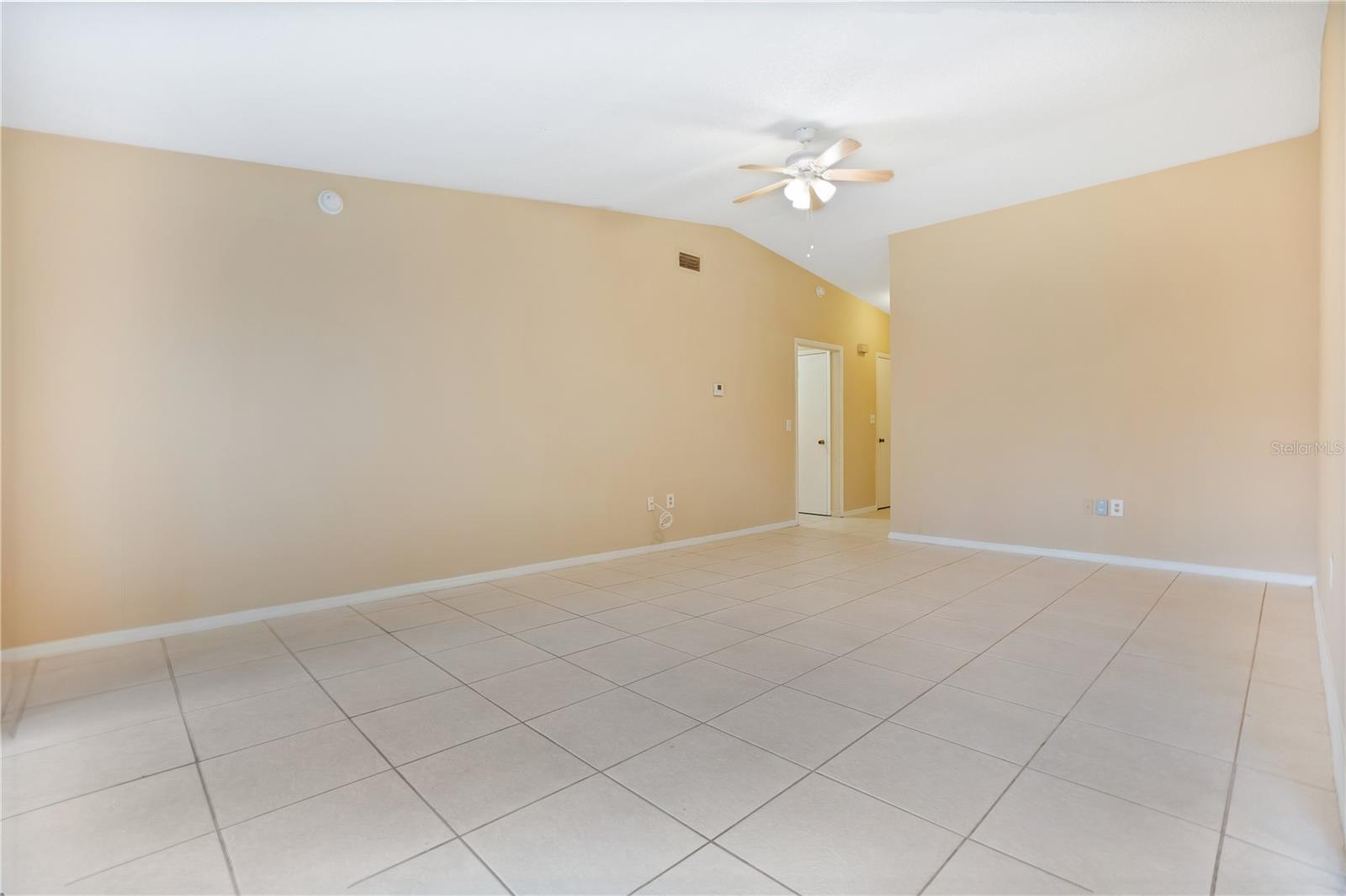3106 DREYFUSHIRE BLVD, ORLANDO, FL, 32822