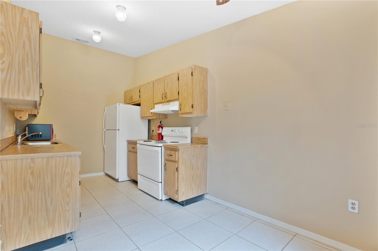 3106 DREYFUSHIRE BLVD, ORLANDO, FL, 32822