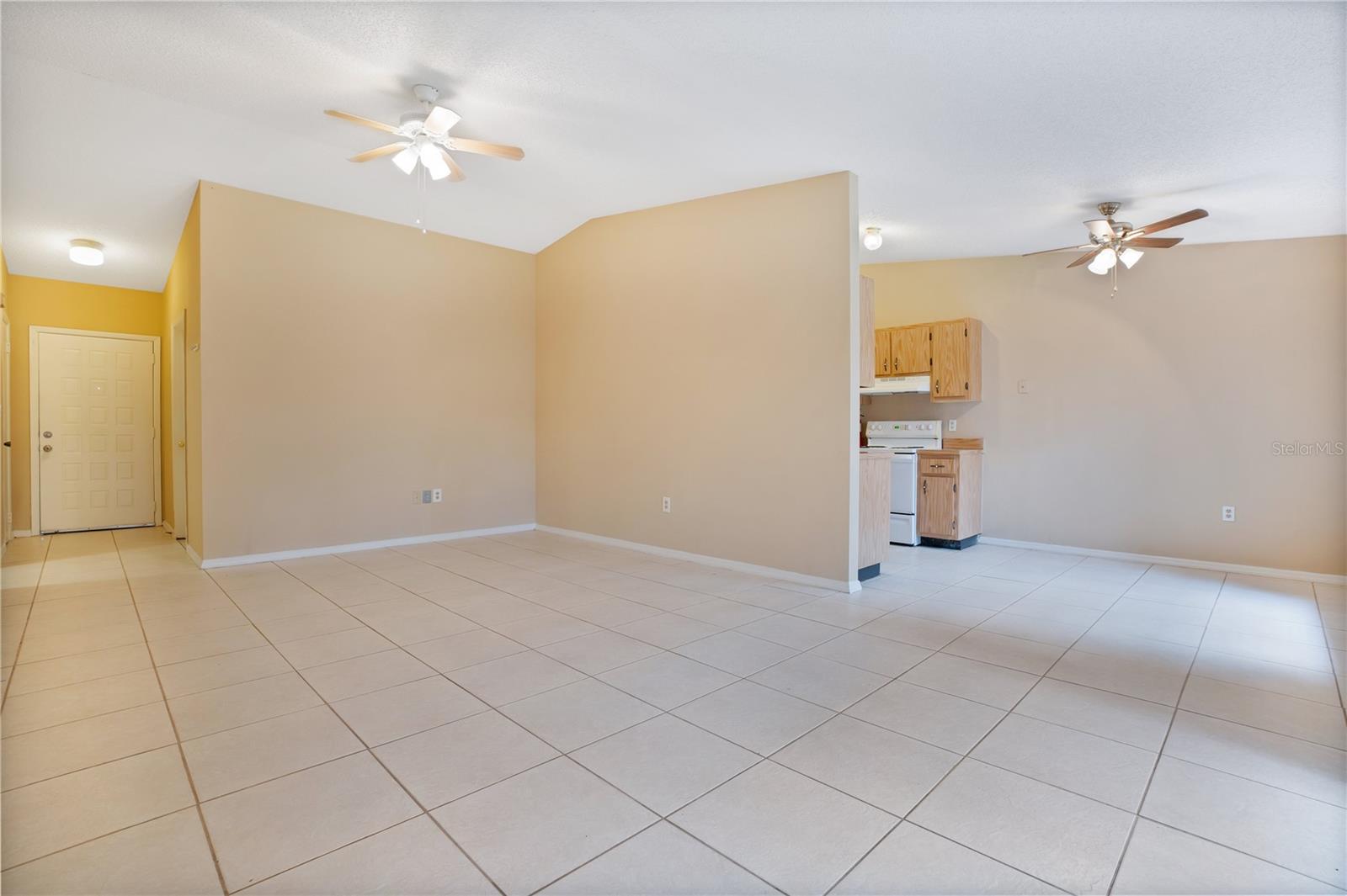 3106 DREYFUSHIRE BLVD, ORLANDO, FL, 32822
