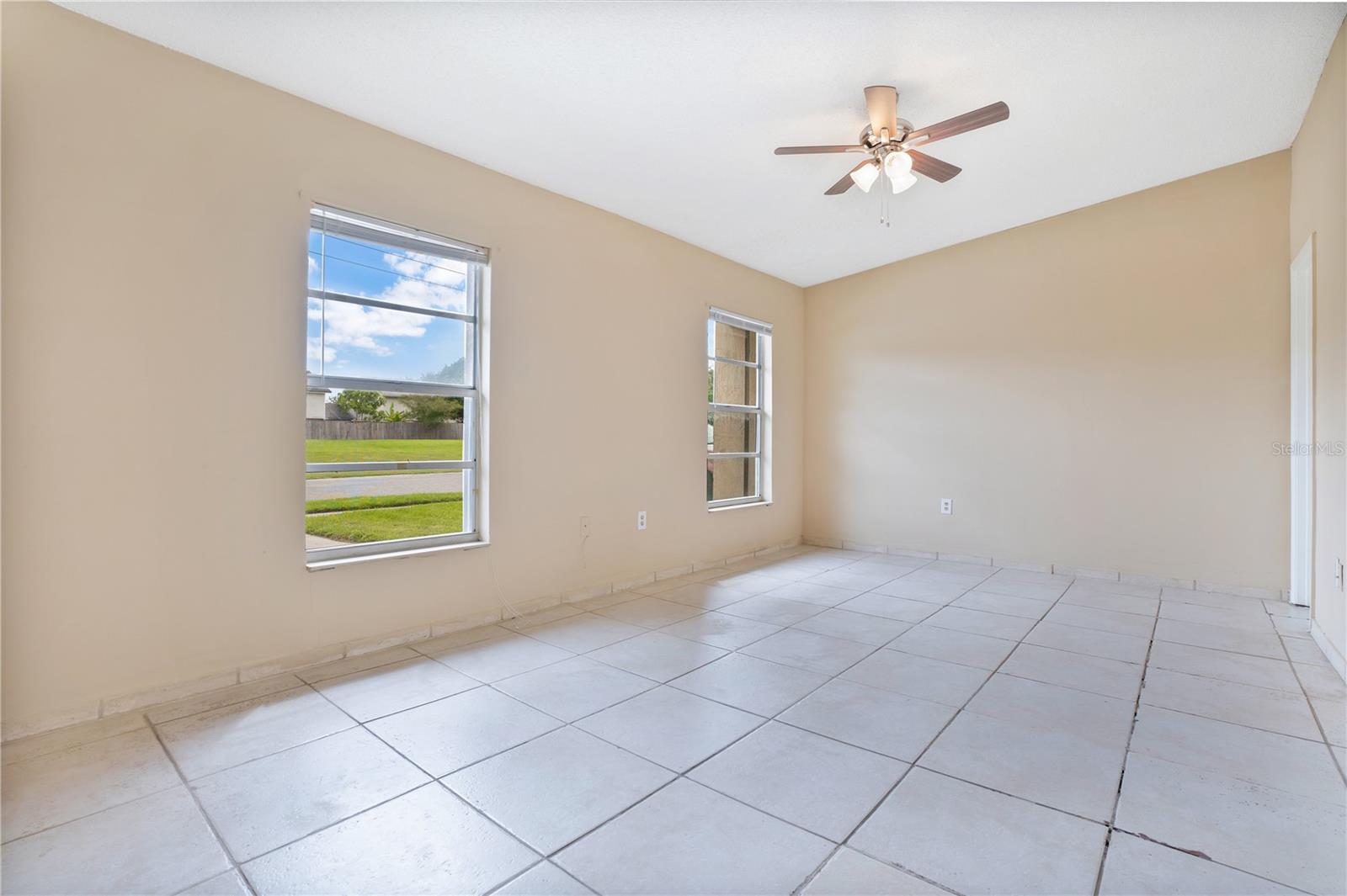 3106 DREYFUSHIRE BLVD, ORLANDO, FL, 32822