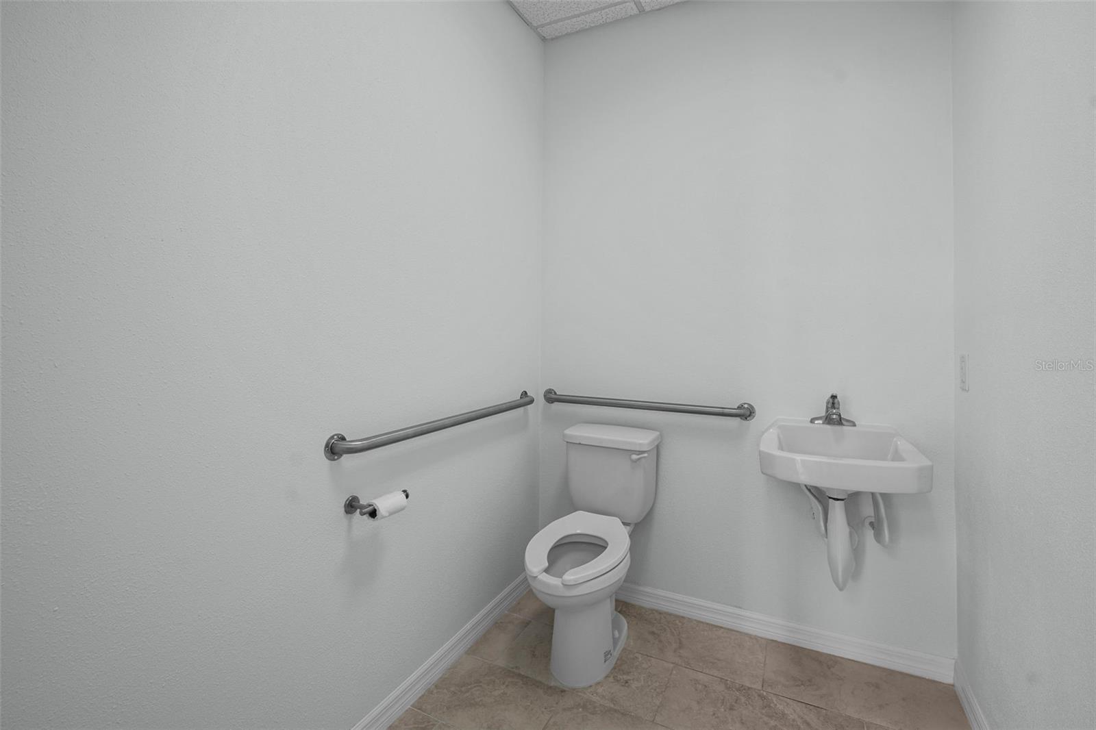 5701 INTERBAY BLVD, TAMPA, FL, 33611