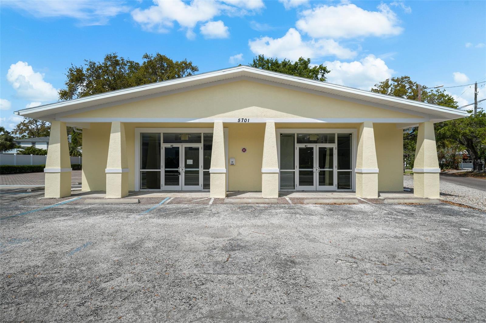5701 INTERBAY BLVD, TAMPA, FL, 33611
