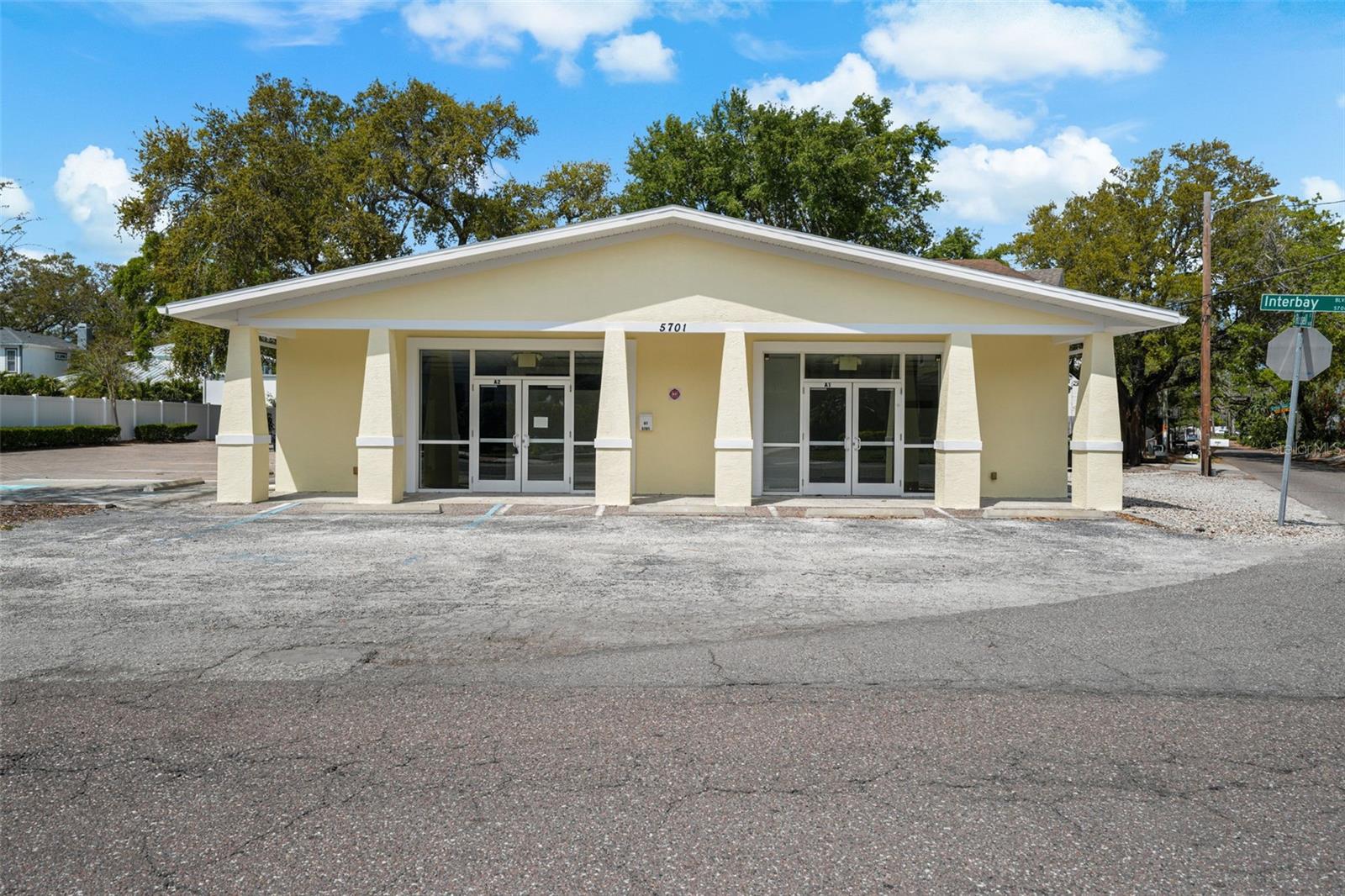 5701 INTERBAY BLVD, TAMPA, FL, 33611