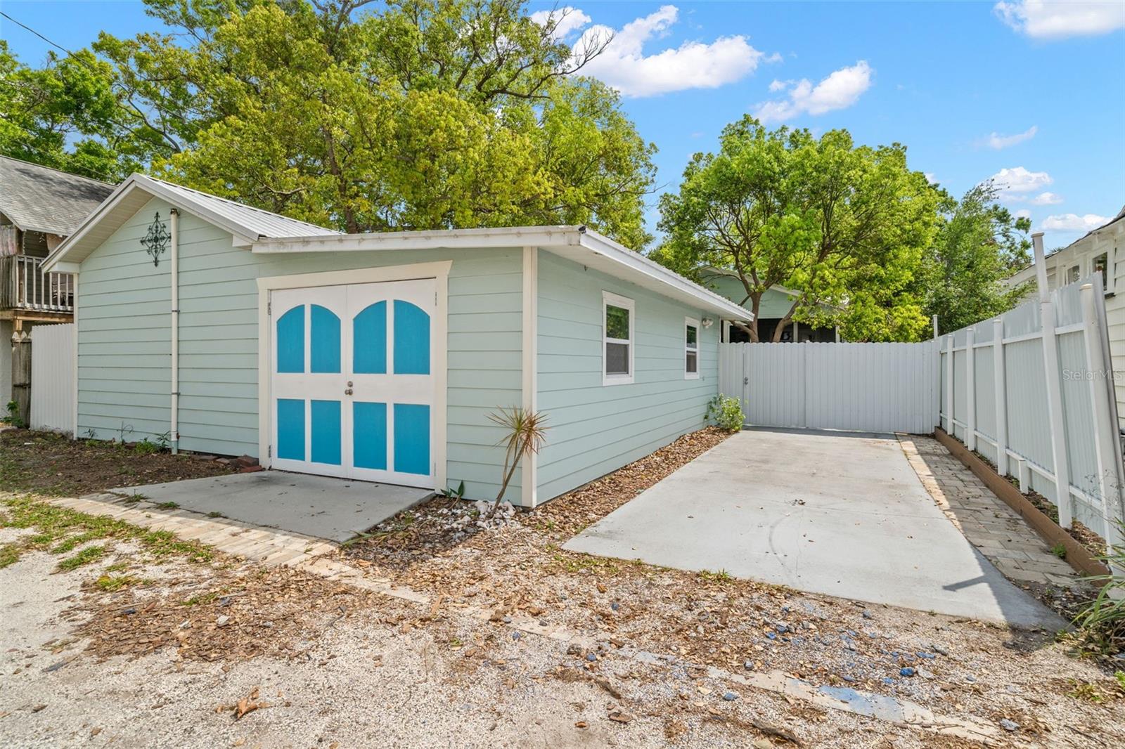 929 21ST AVE N, ST PETERSBURG, FL, 33704