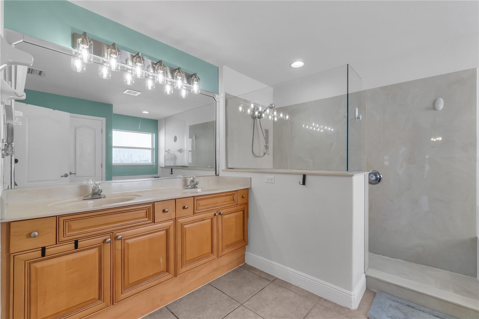 1917 AUBURN LAKES DR, ROCKLEDGE, FL, 32955