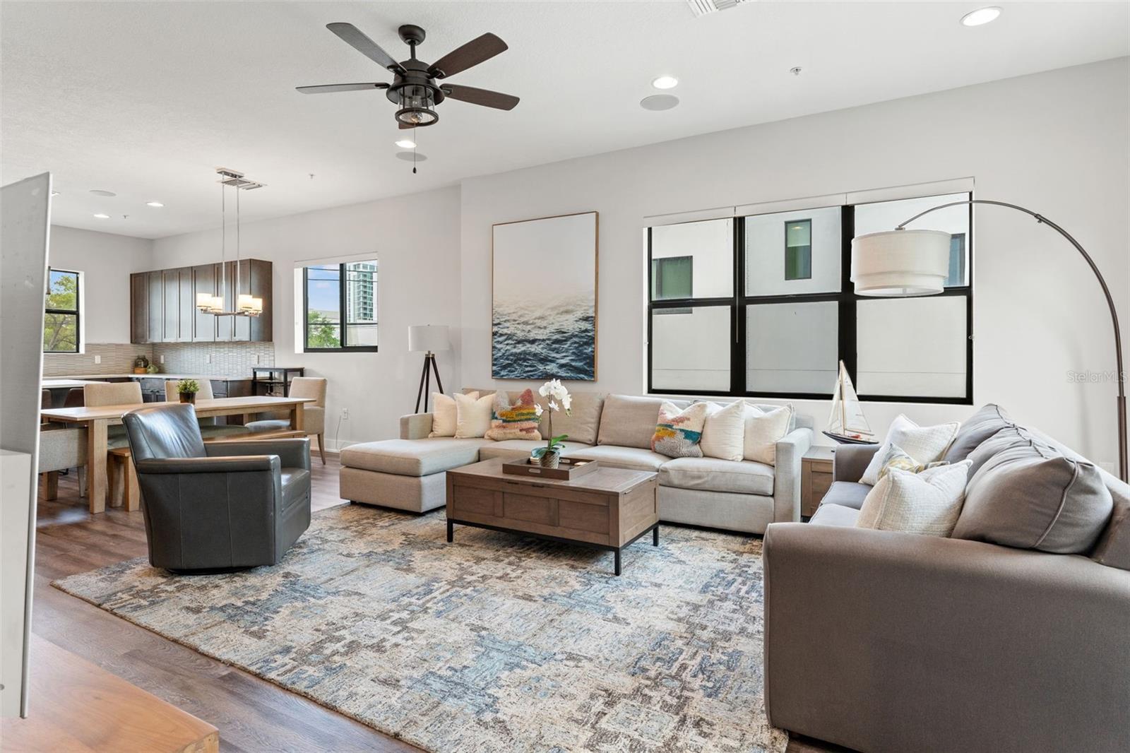 907 ARLINGTON AVE N, ST PETERSBURG, FL, 33705