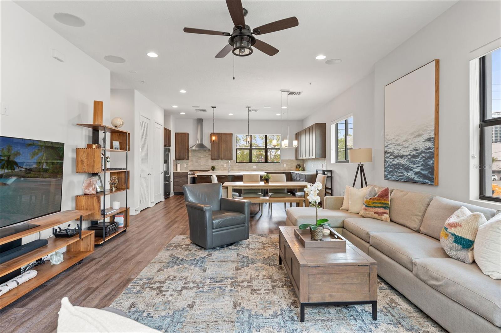 907 ARLINGTON AVE N, ST PETERSBURG, FL, 33705