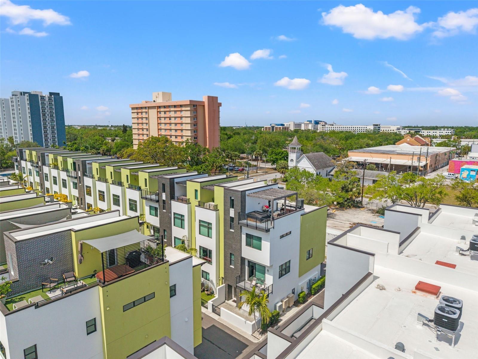 907 ARLINGTON AVE N, ST PETERSBURG, FL, 33705