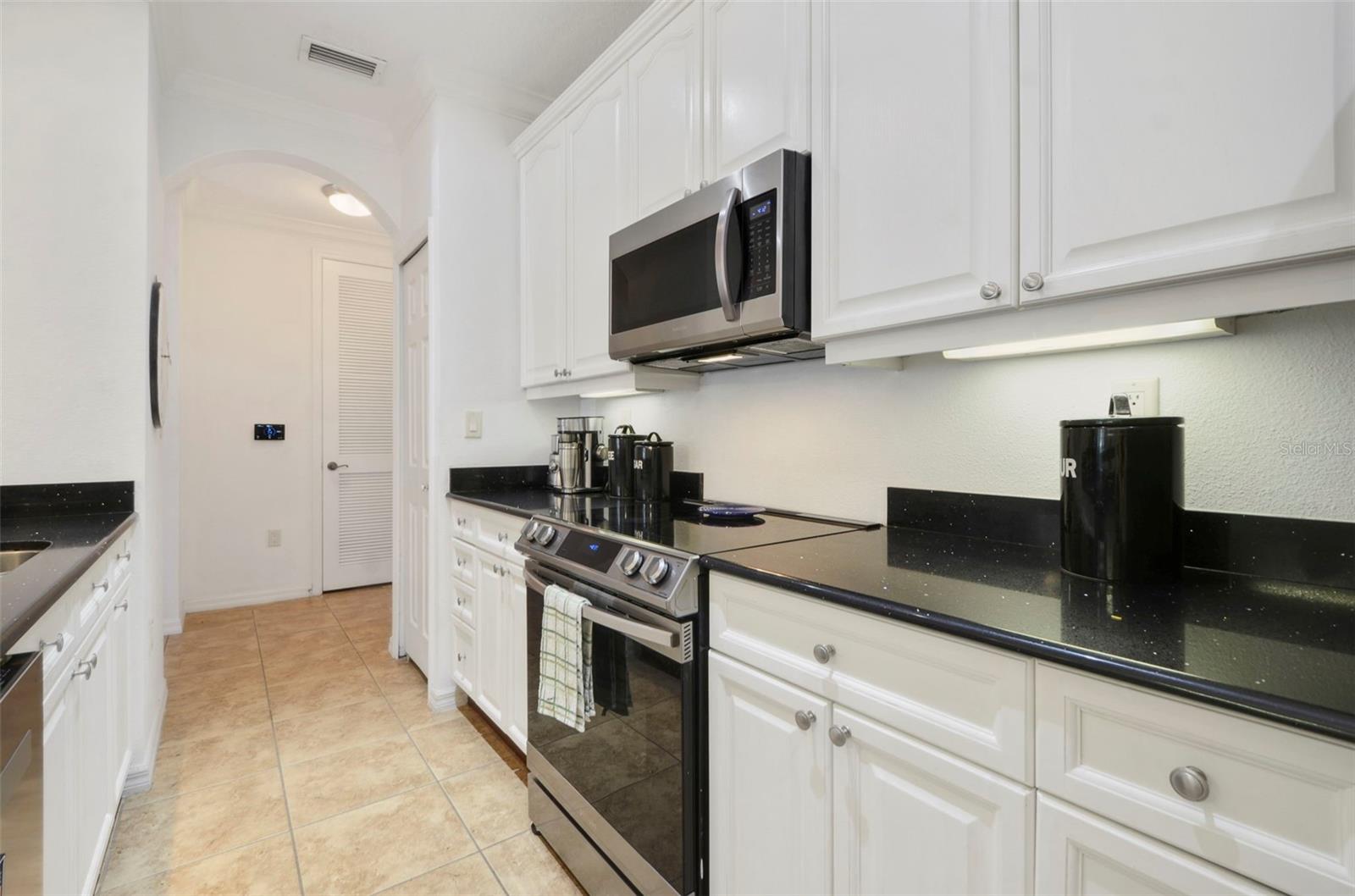 8180 BOAT HOOK LOOP #105, WINDERMERE, FL, 34786