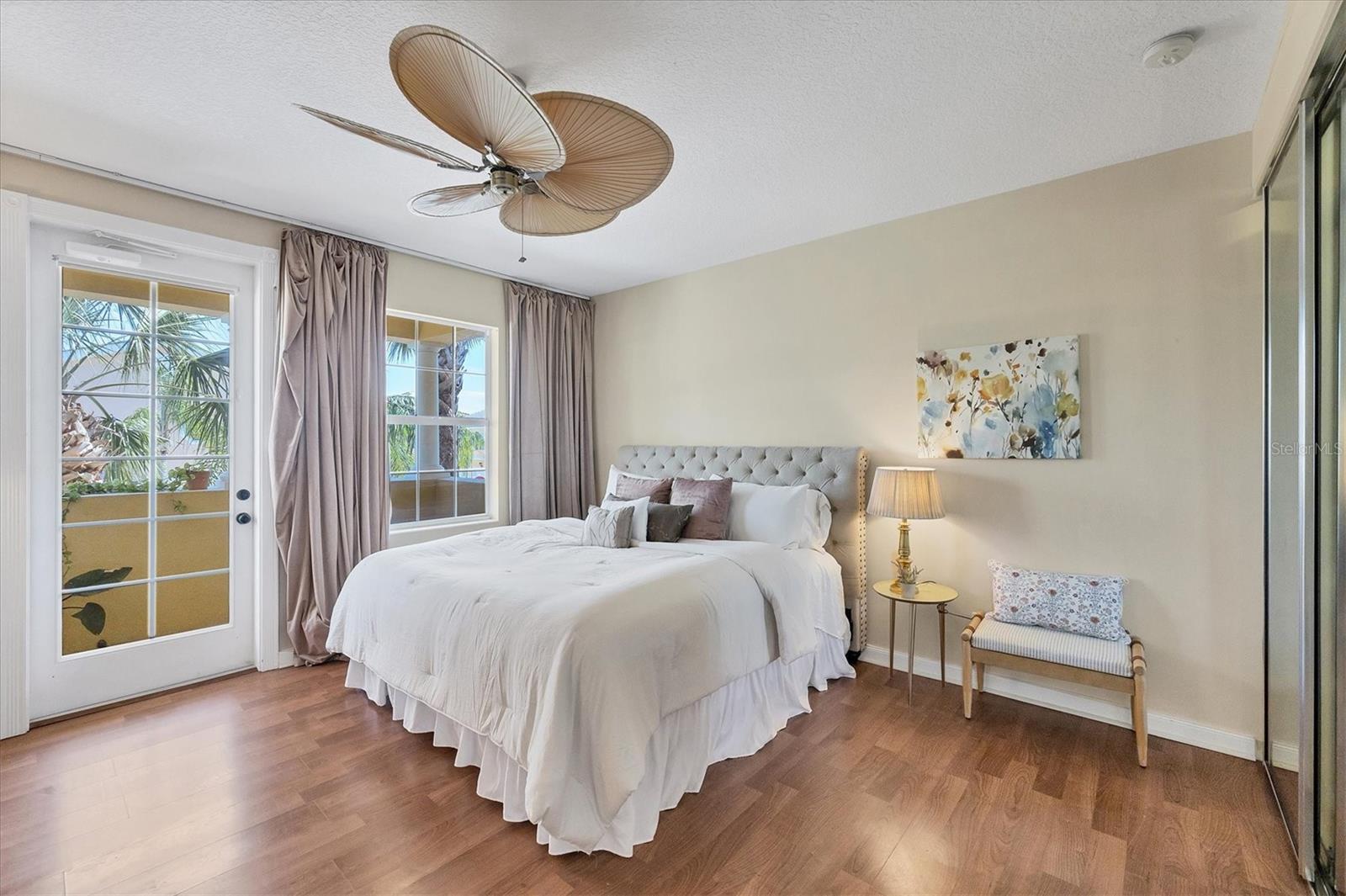 1595 NAPOLI DR W, SARASOTA, FL, 34232