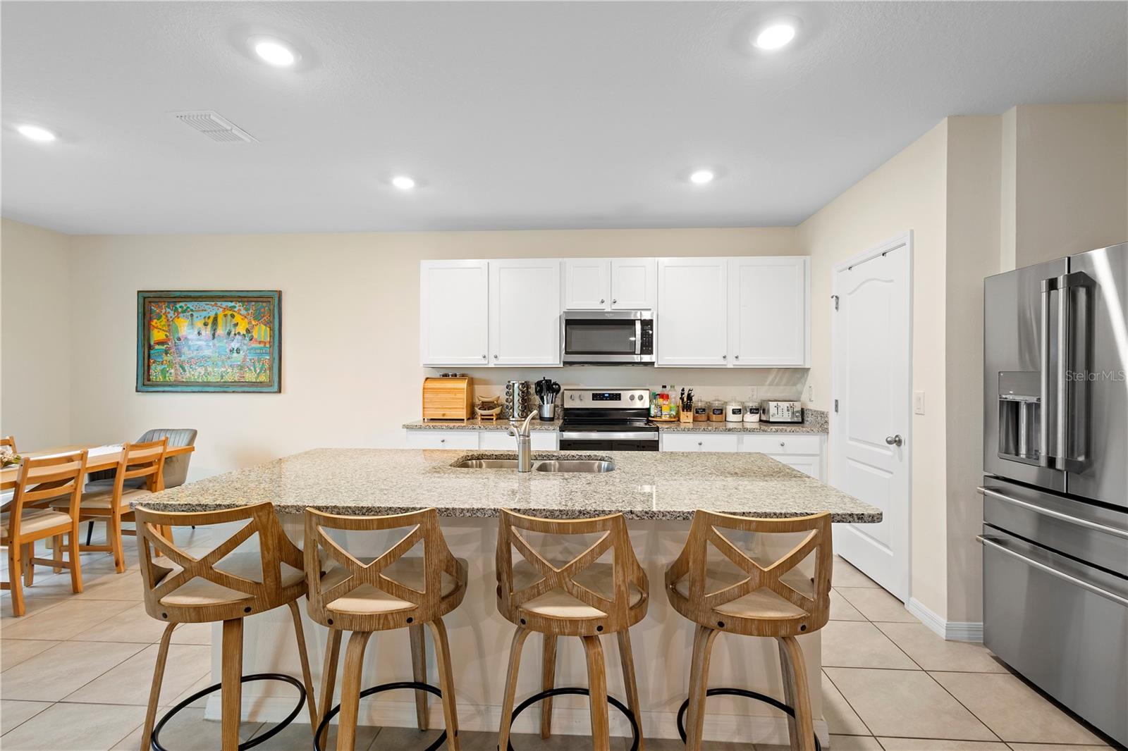 805 BAYLOR DR, DELTONA, FL, 32725