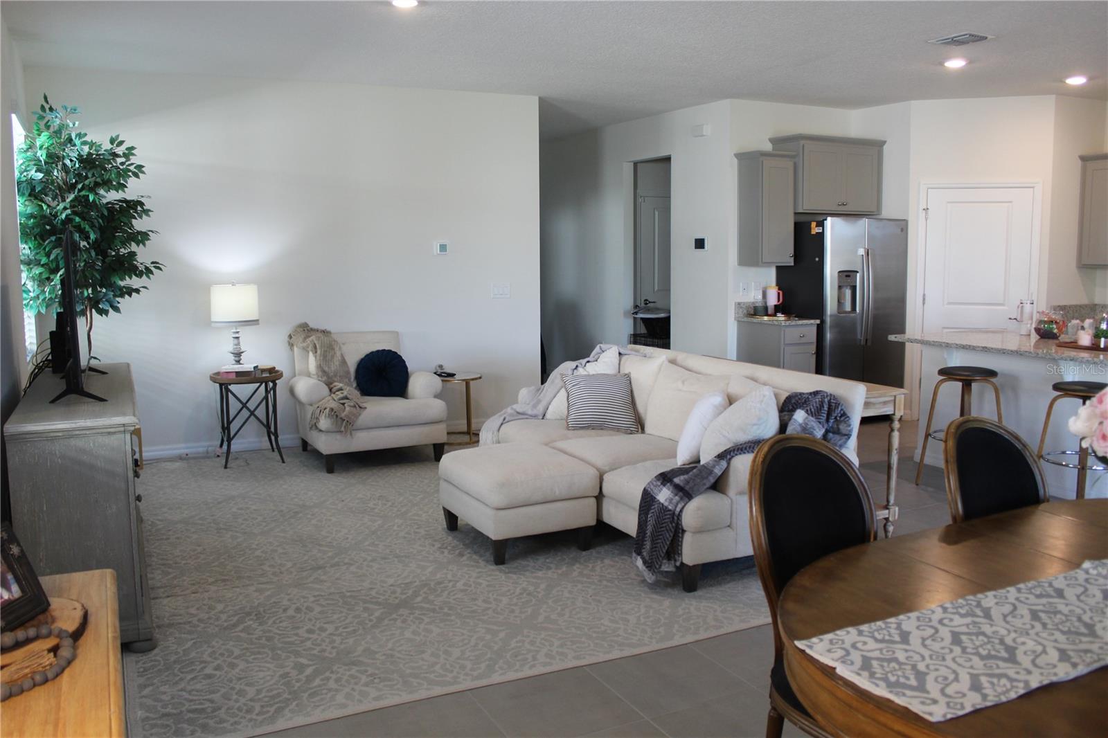 5240 SUNSHINE DR, WILDWOOD, FL, 34785