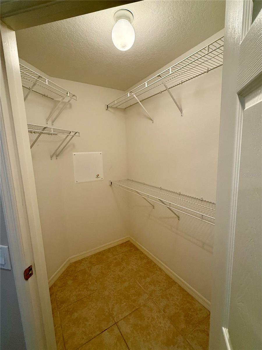 6940 PROSPERITY CIR #402, SARASOTA, FL, 34238