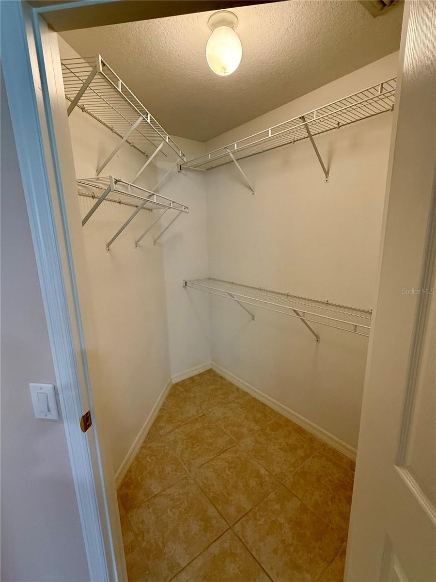 6940 PROSPERITY CIR #402, SARASOTA, FL, 34238