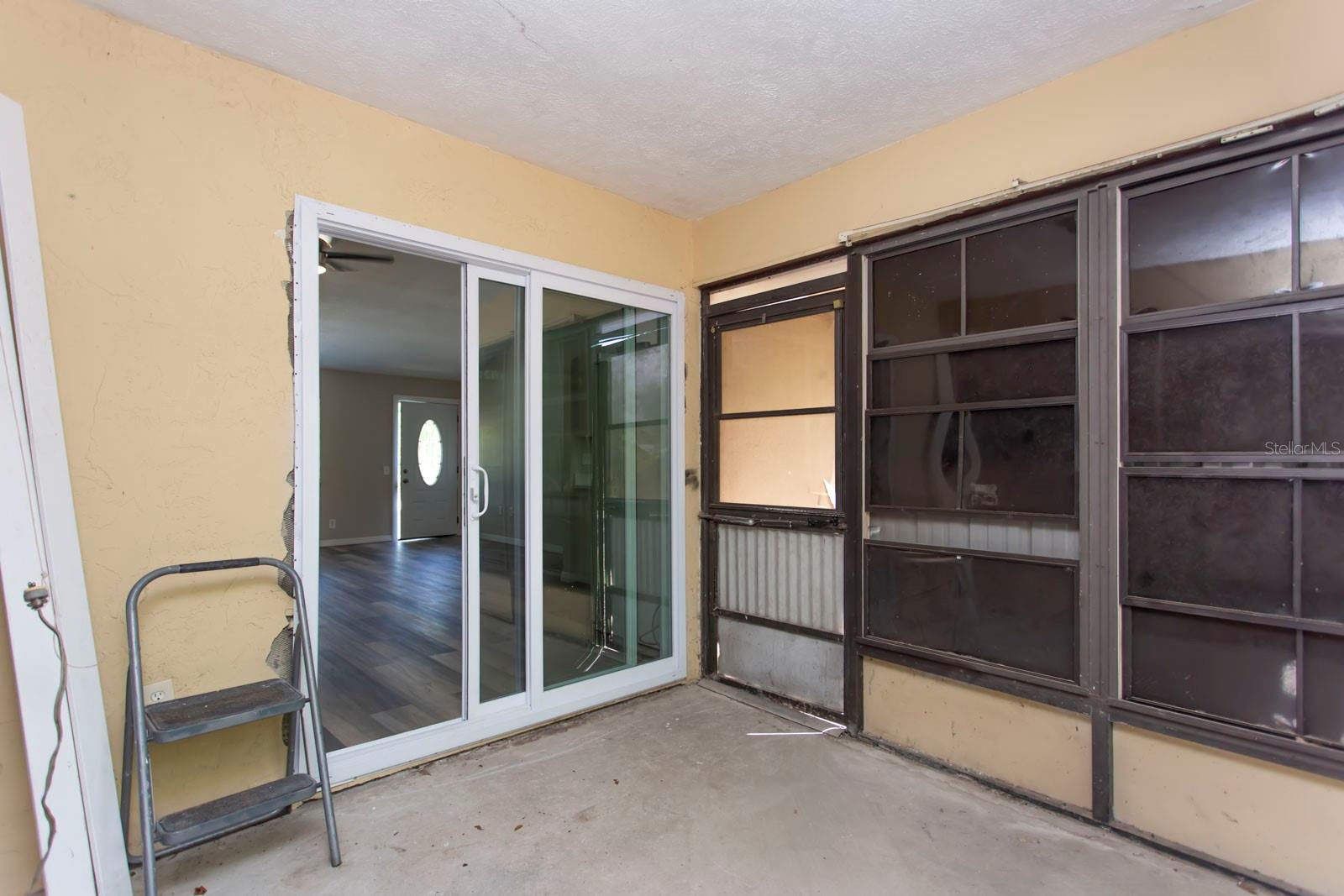 910 NW 56TH AVE, OCALA, FL, 34482