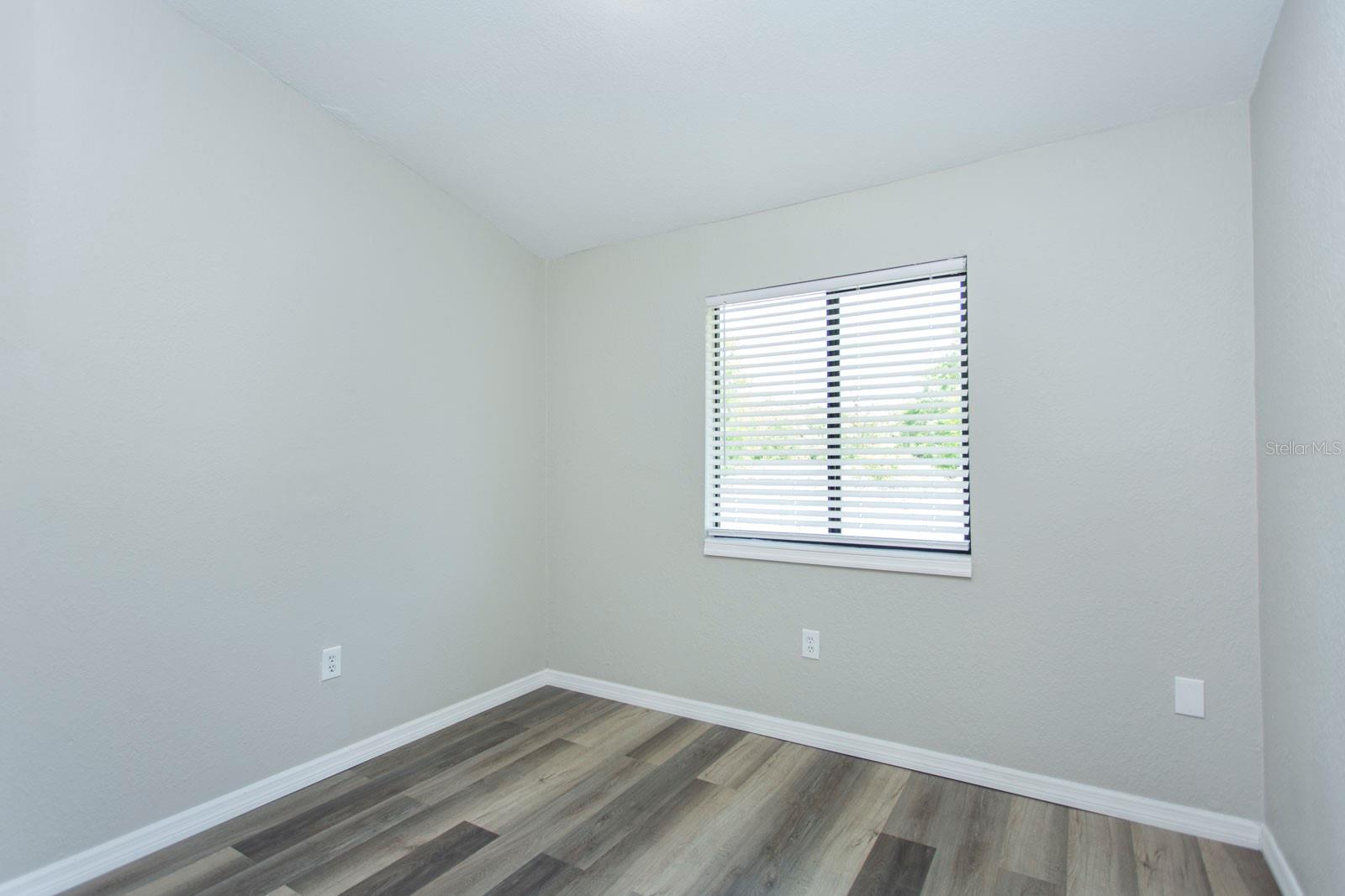 910 NW 56TH AVE, OCALA, FL, 34482