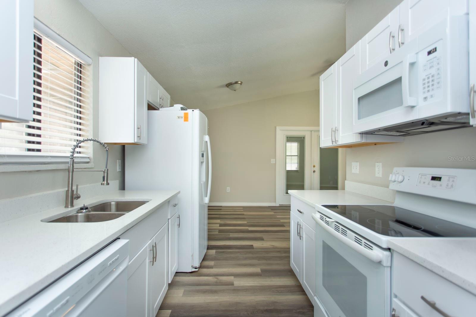 910 NW 56TH AVE, OCALA, FL, 34482
