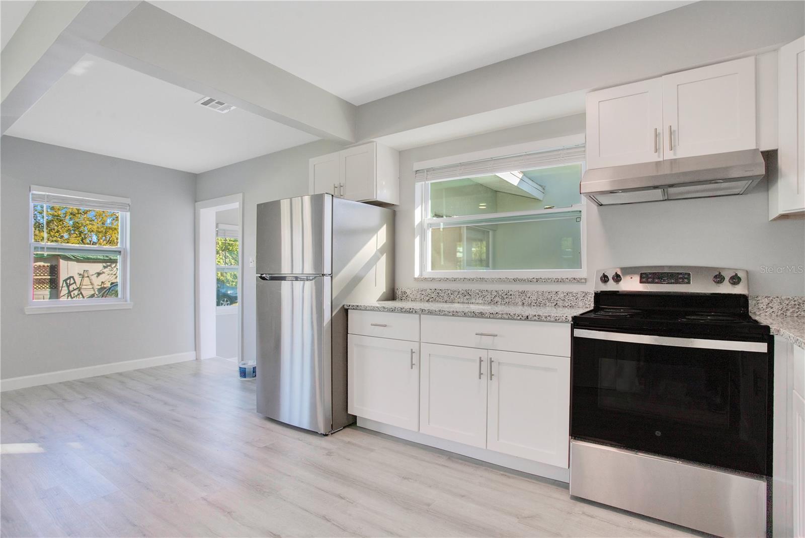 716 69TH AVE W, BRADENTON, FL, 34207