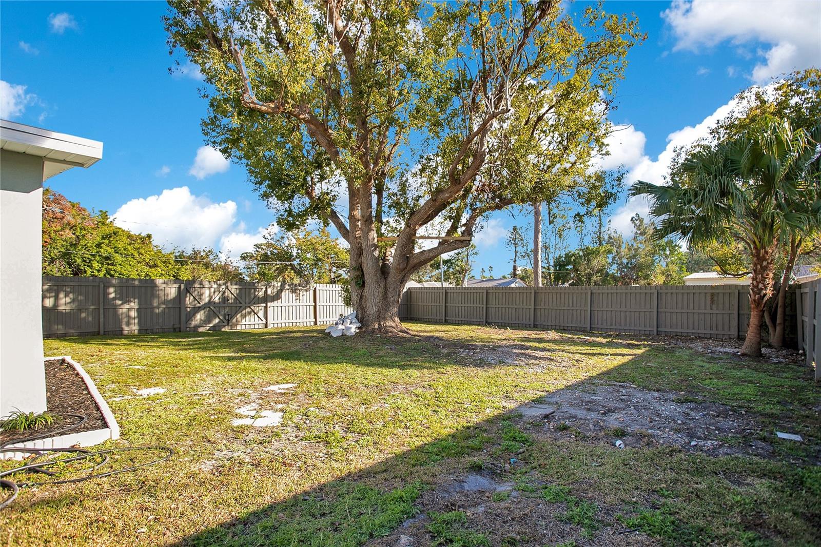 716 69TH AVE W, BRADENTON, FL, 34207