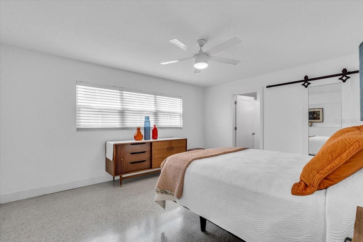 8258 FOREST CIR, SEMINOLE, FL, 33776