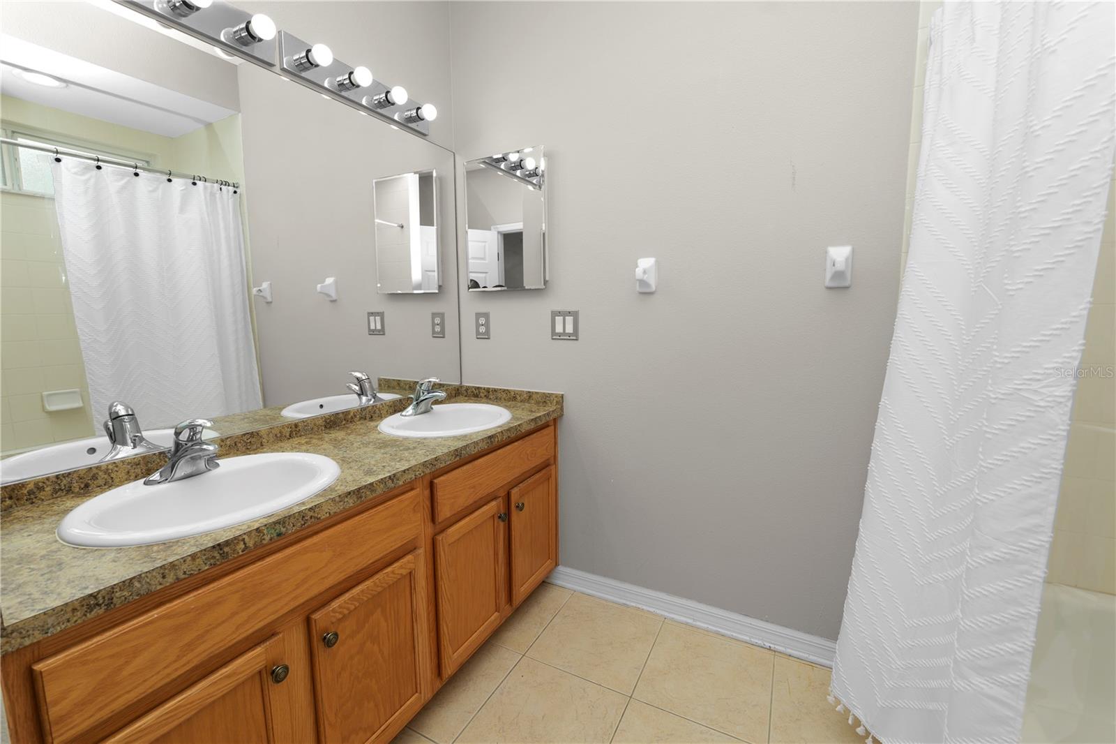 30816 PUMPKIN RIDGE DR, WESLEY CHAPEL, FL, 33543