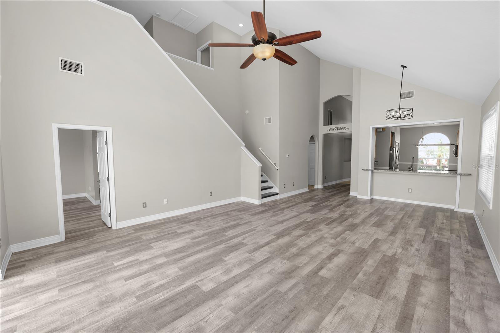 30816 PUMPKIN RIDGE DR, WESLEY CHAPEL, FL, 33543