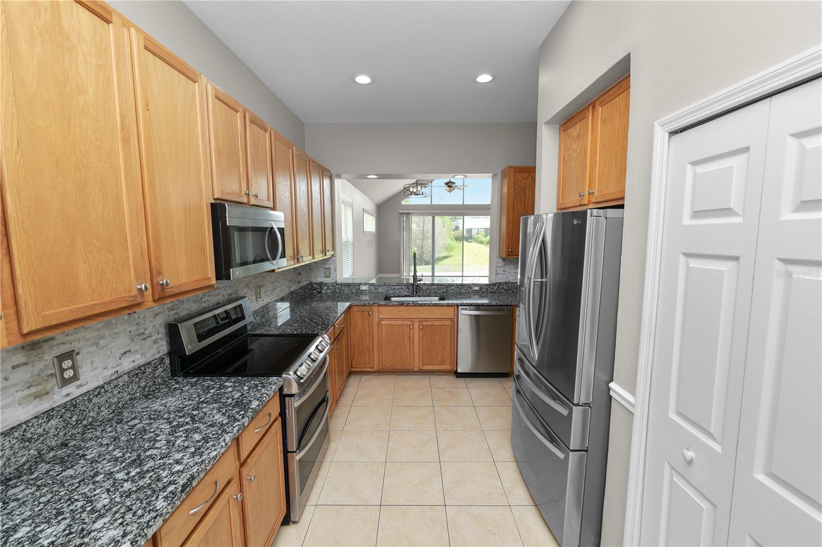 30816 PUMPKIN RIDGE DR, WESLEY CHAPEL, FL, 33543