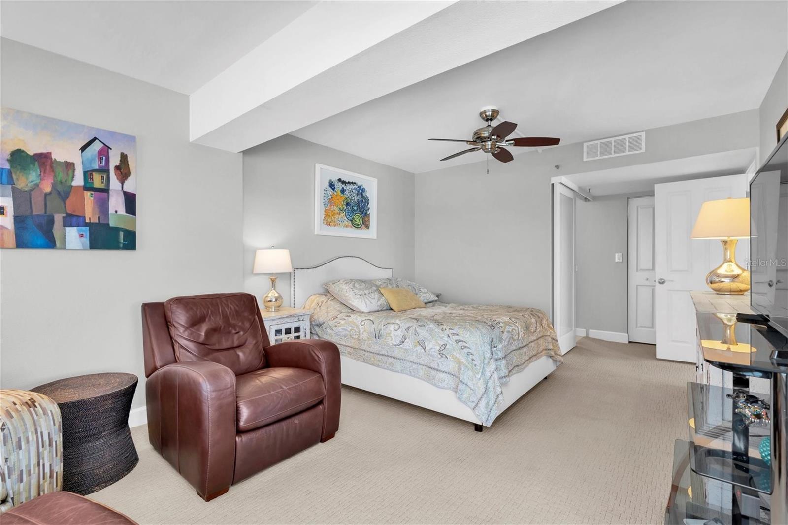 19106 GULF BLVD #501, INDIAN SHORES, FL, 33785