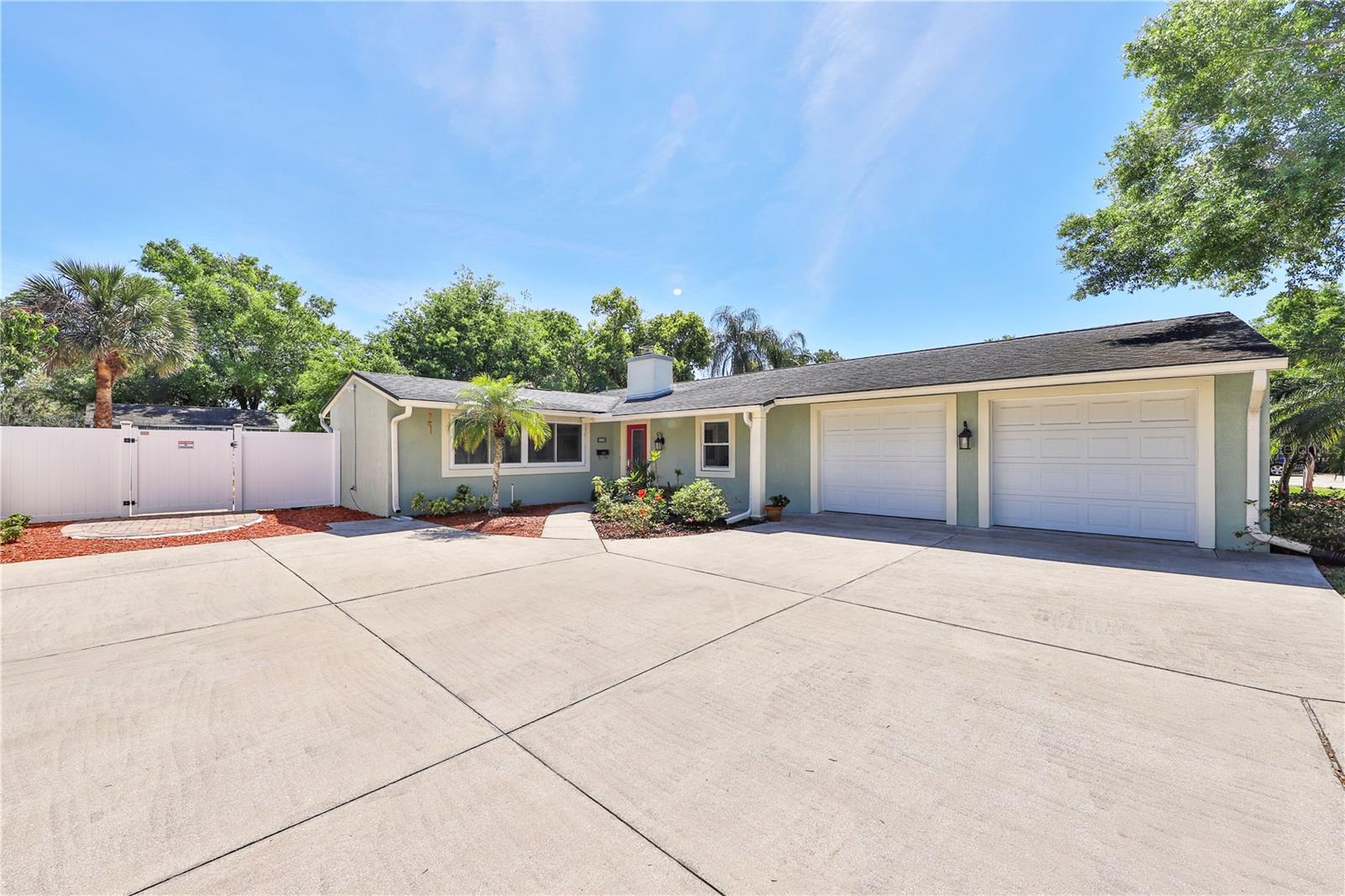 426 S LAKEMONT AVE, WINTER PARK, FL, 32792