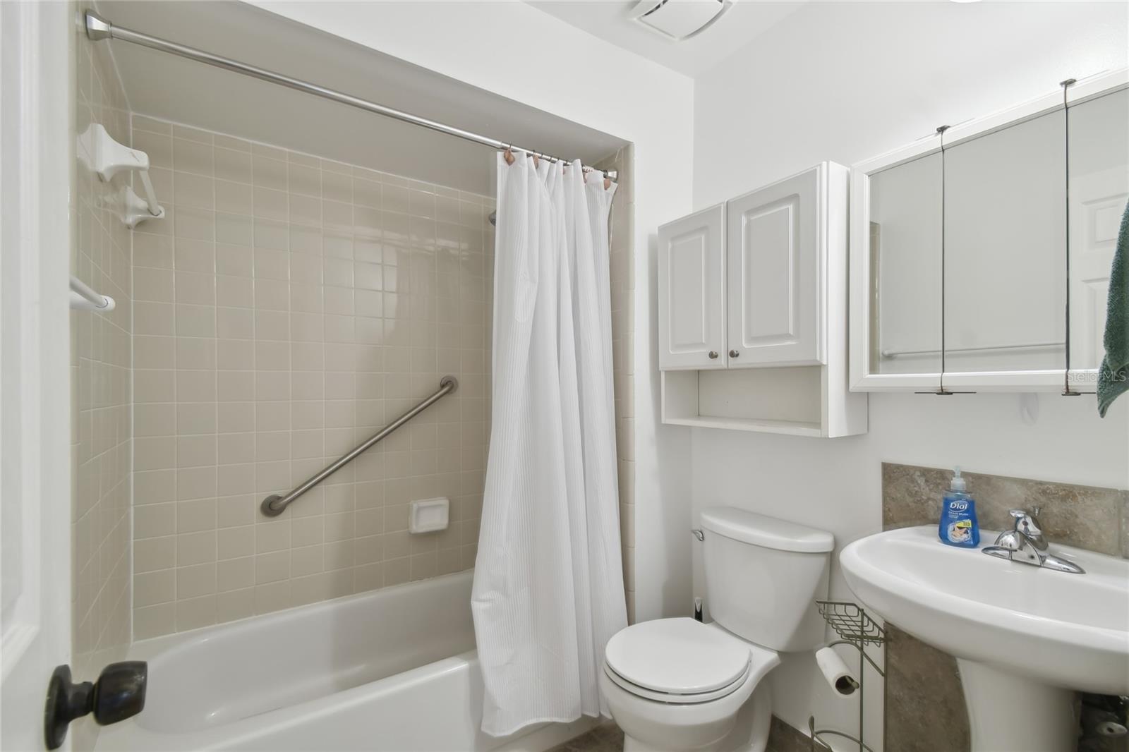 80 LOMBARDY RD, WINTER SPRINGS, FL, 32708