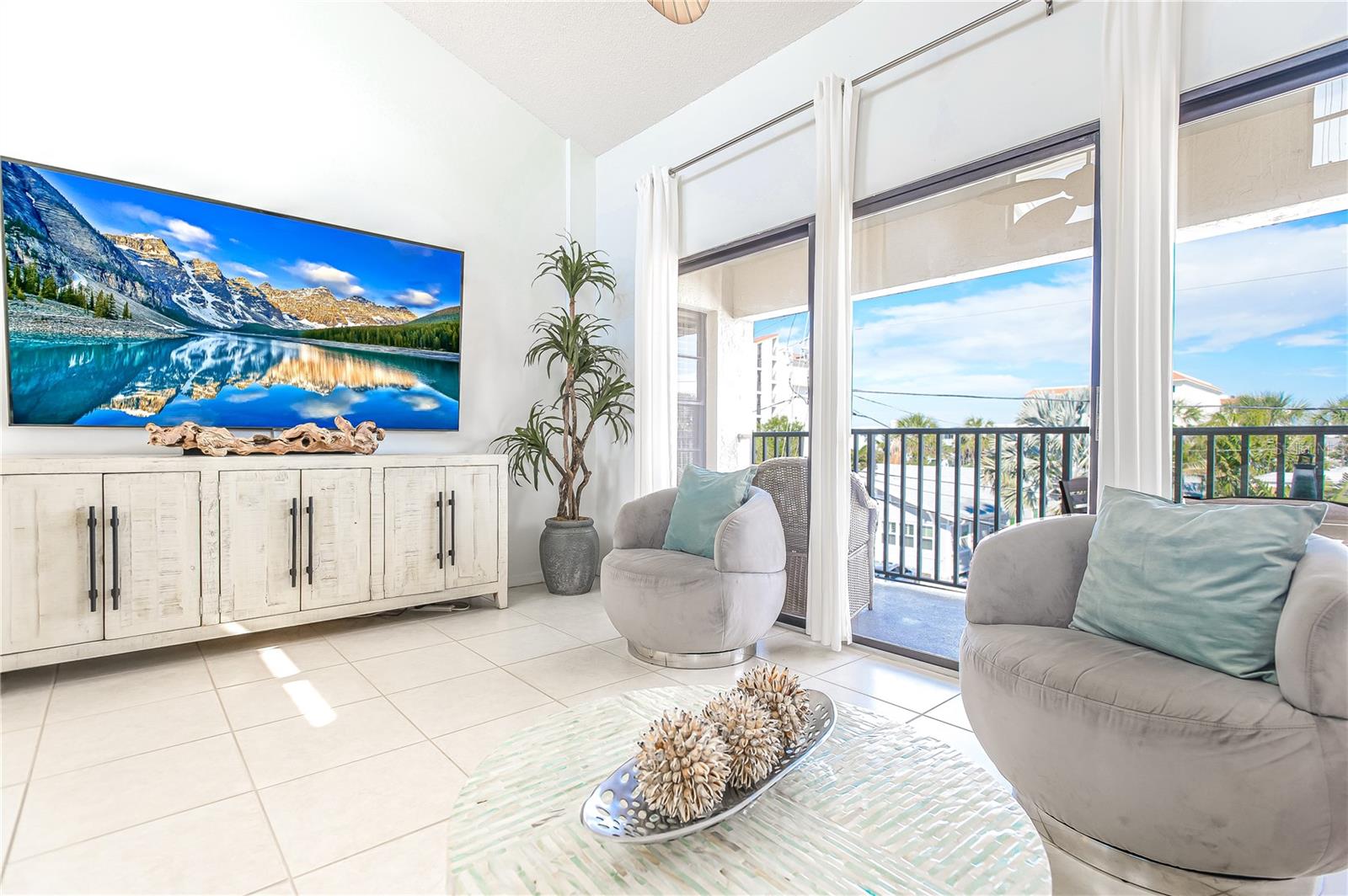15 GLENDALE ST #B6, CLEARWATER BEACH, FL, 33767