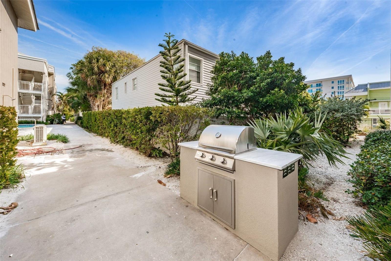 15 GLENDALE ST #B6, CLEARWATER BEACH, FL, 33767