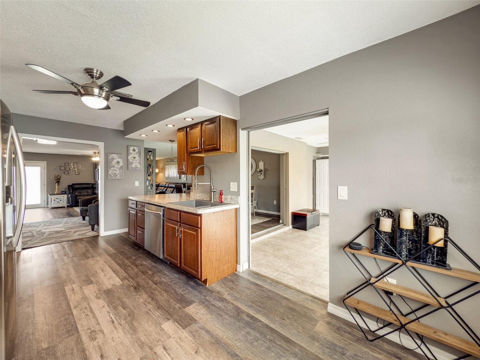 781 DOBELL TER NW, PORT CHARLOTTE, FL, 33948