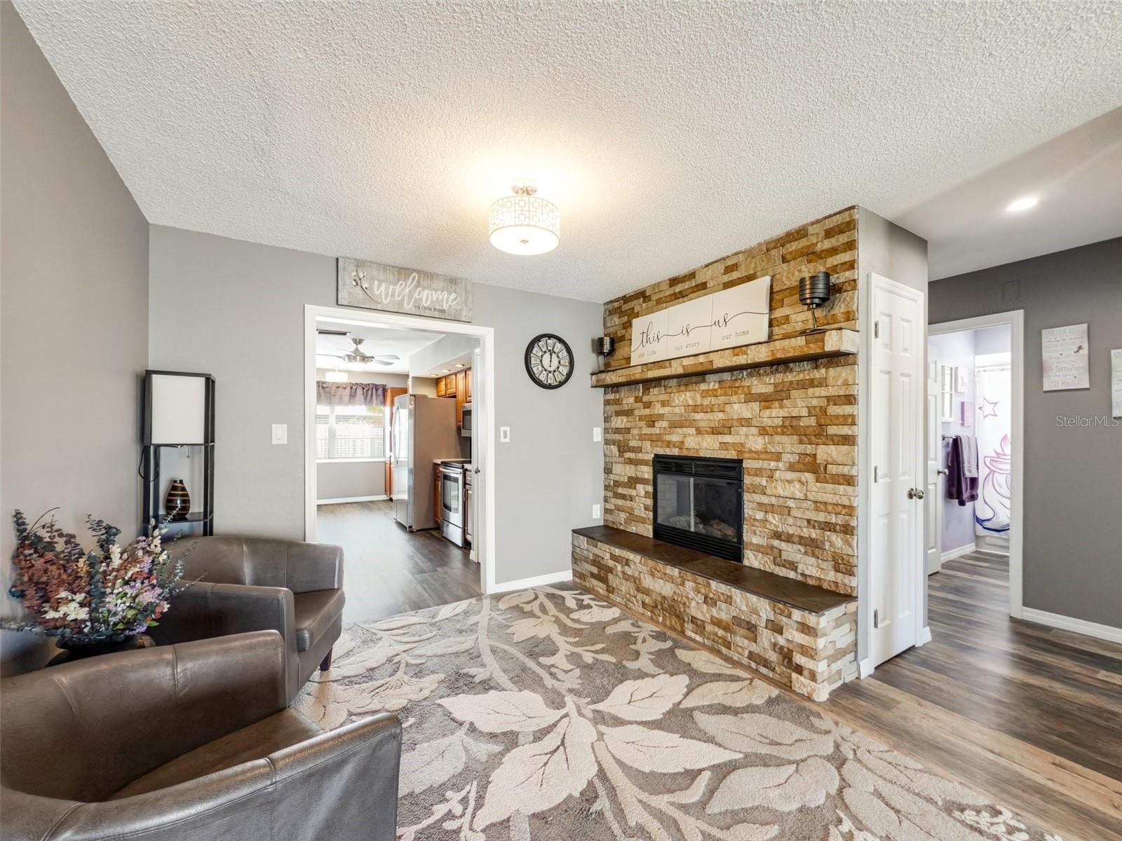 781 DOBELL TER NW, PORT CHARLOTTE, FL, 33948