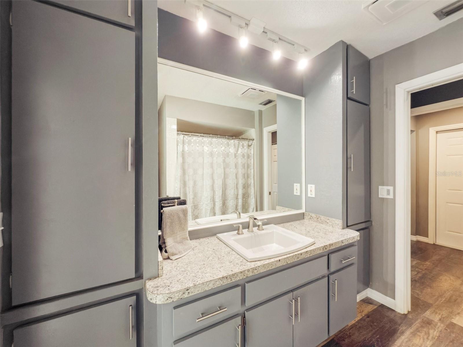 781 DOBELL TER NW, PORT CHARLOTTE, FL, 33948