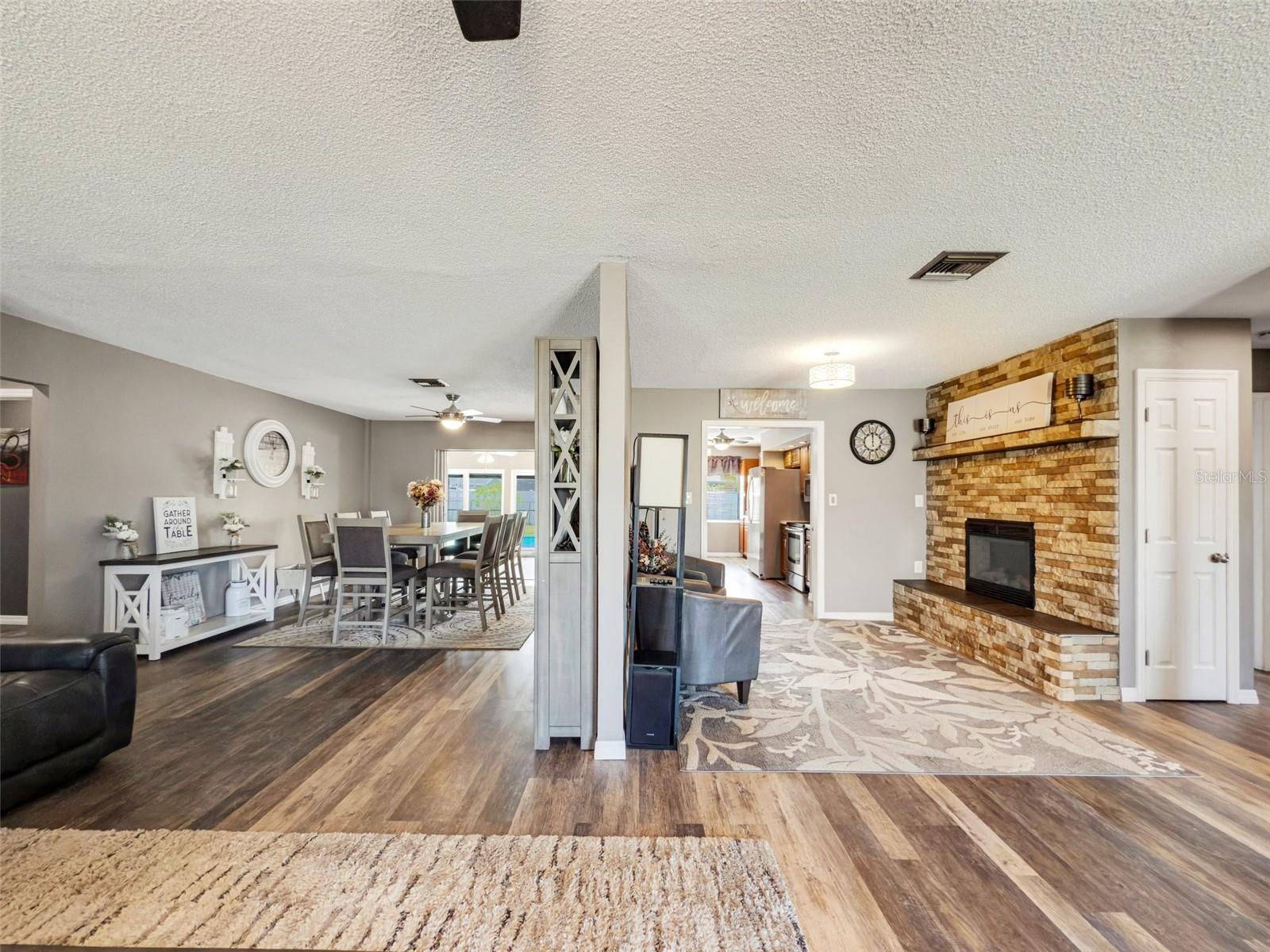 781 DOBELL TER NW, PORT CHARLOTTE, FL, 33948