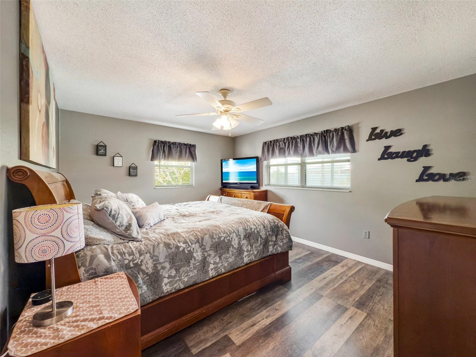 781 DOBELL TER NW, PORT CHARLOTTE, FL, 33948