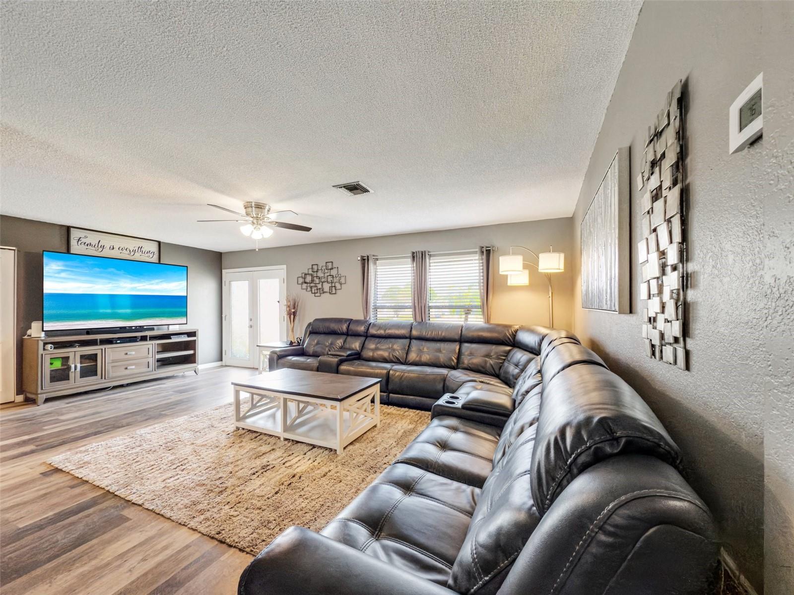 781 DOBELL TER NW, PORT CHARLOTTE, FL, 33948