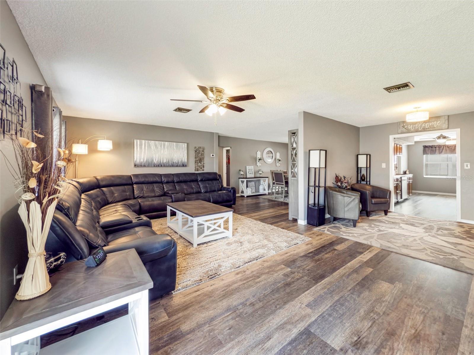 781 DOBELL TER NW, PORT CHARLOTTE, FL, 33948