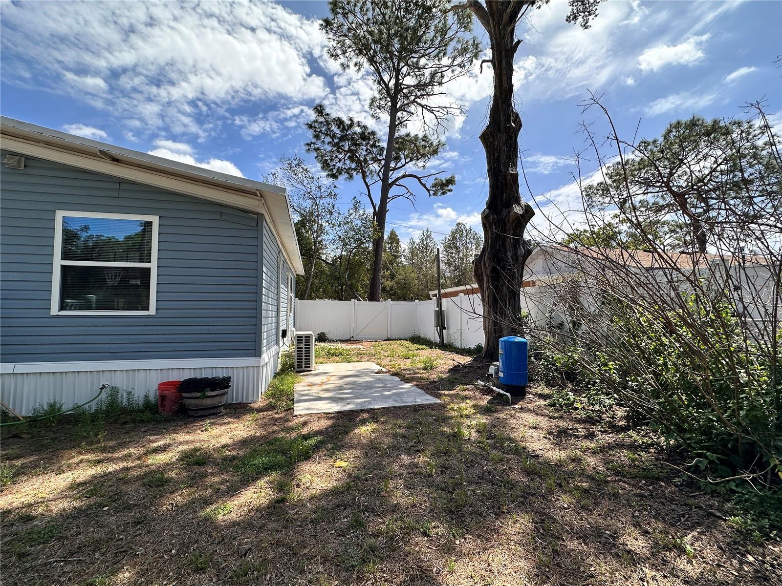 237 MONROE AVE, BROOKSVILLE, FL, 34604