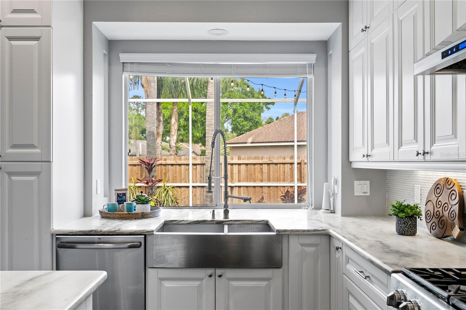 9602 WOODBAY DR, TAMPA, FL, 33626