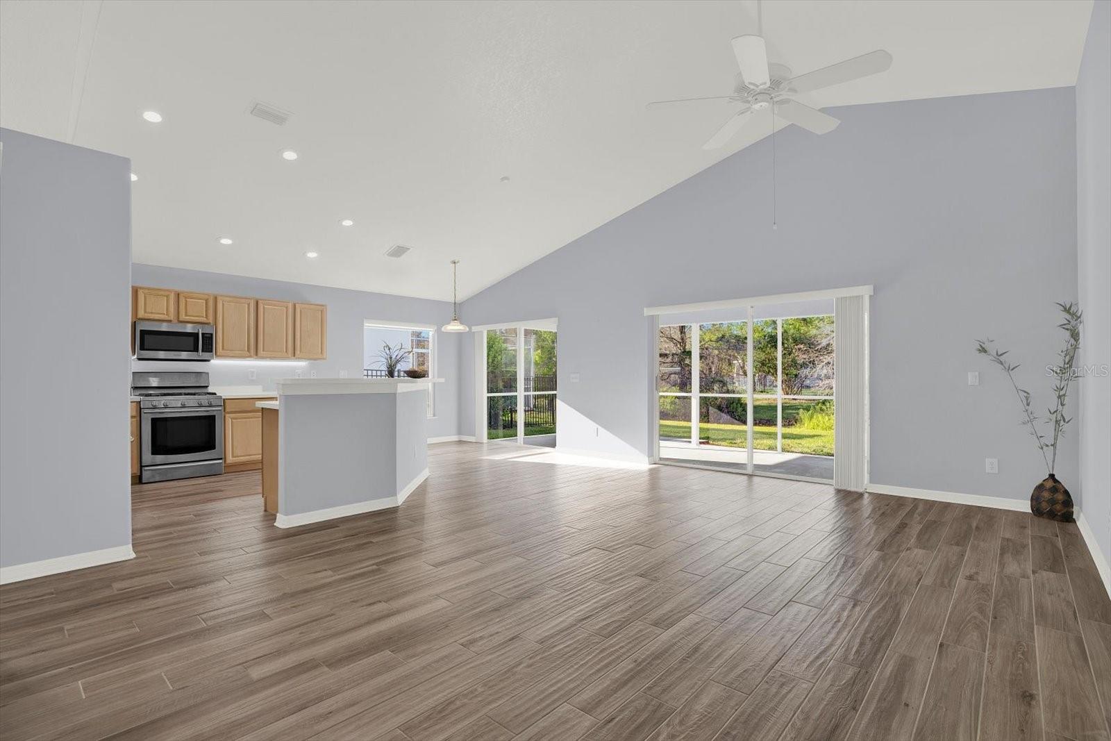 11831 LANCASHIRE DR, TAMPA, FL, 33626