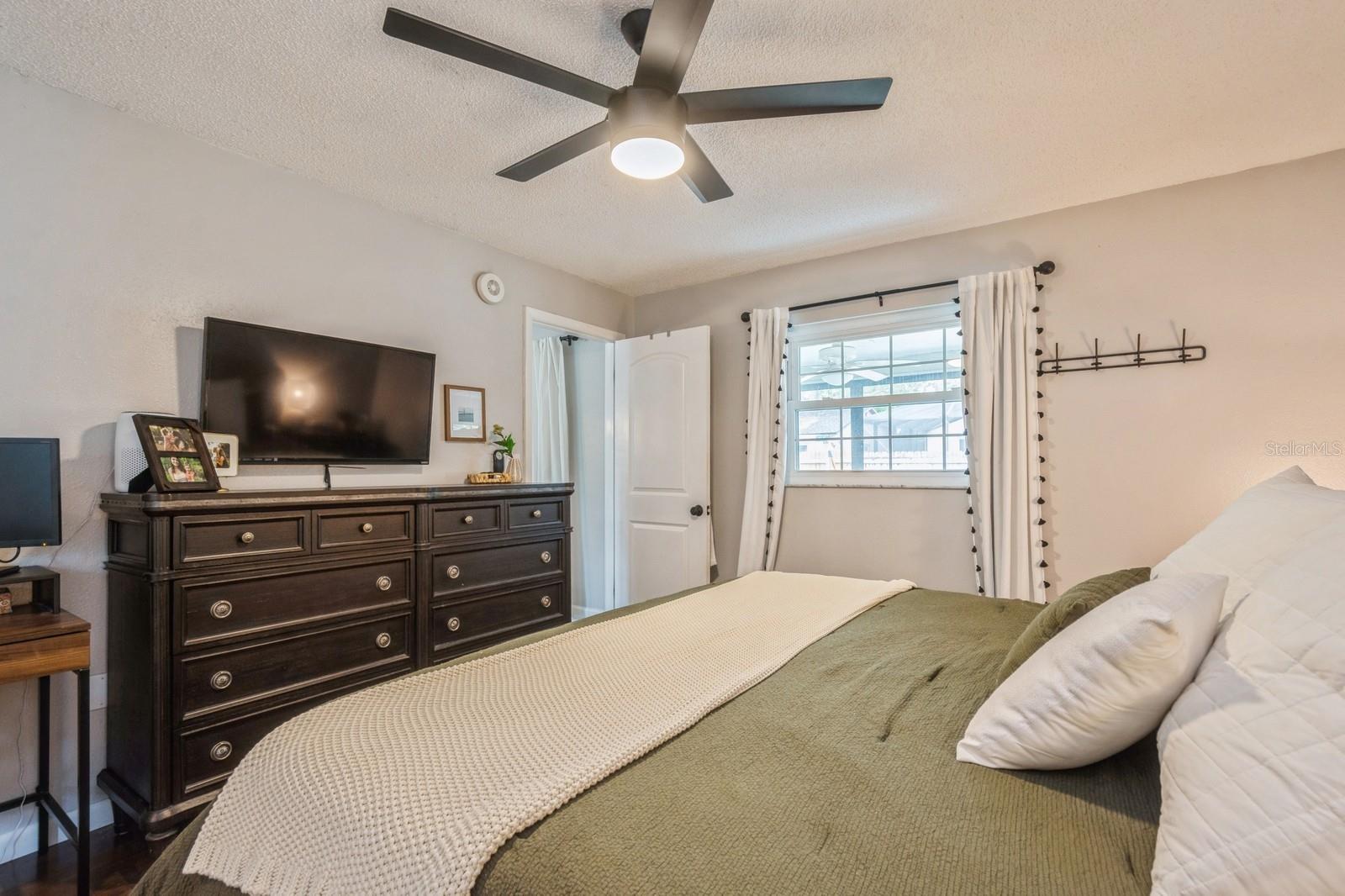 12944 98TH ST, LARGO, FL, 33773