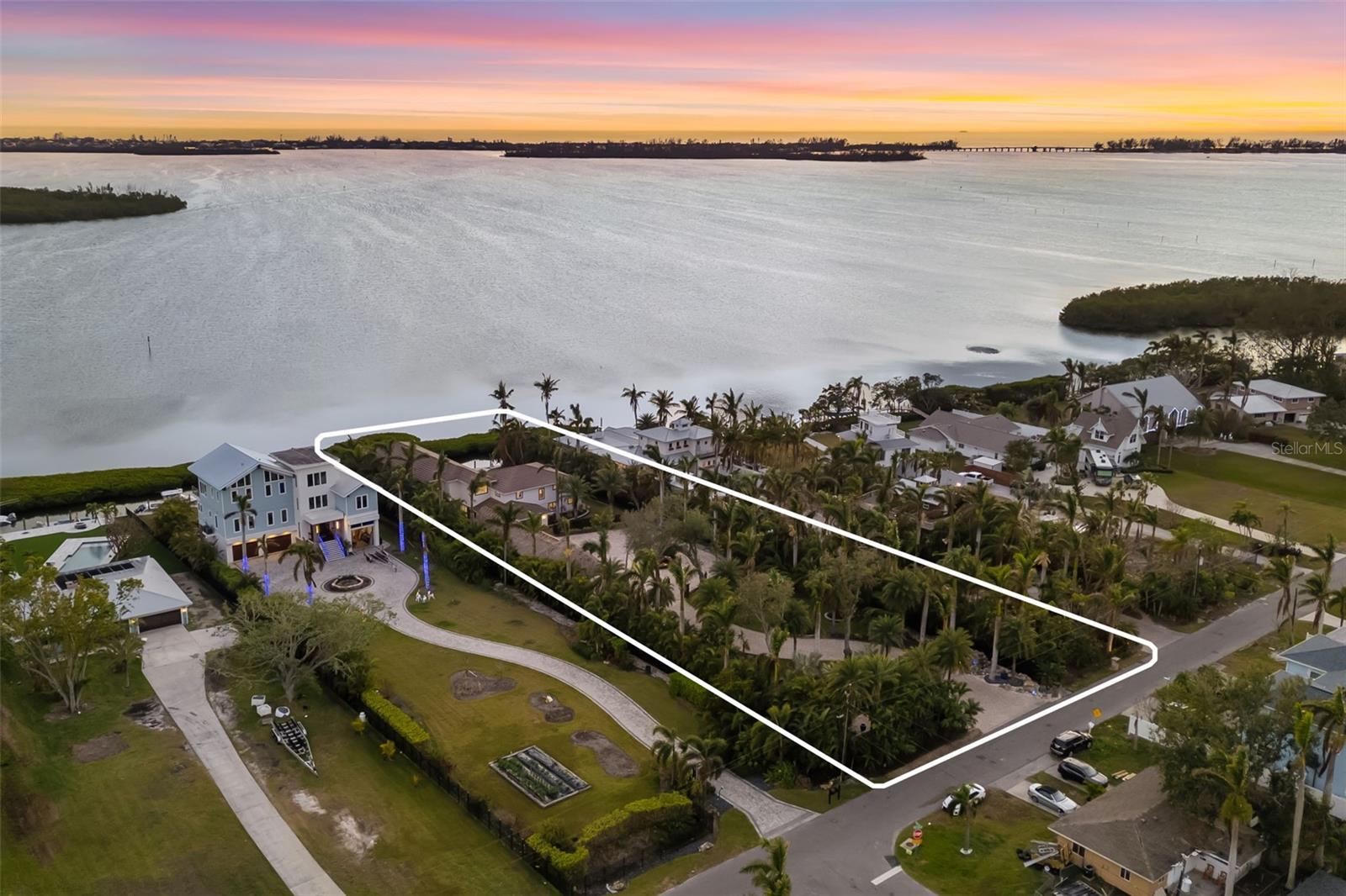 10204 46TH AVE W, BRADENTON, FL, 34210